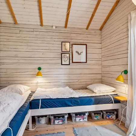 Cosy On A Large Hilly Natural Plot With Covered Terrace And Loft Close To Helgenaes Unique Landscape, Viewpoints And The Knebel